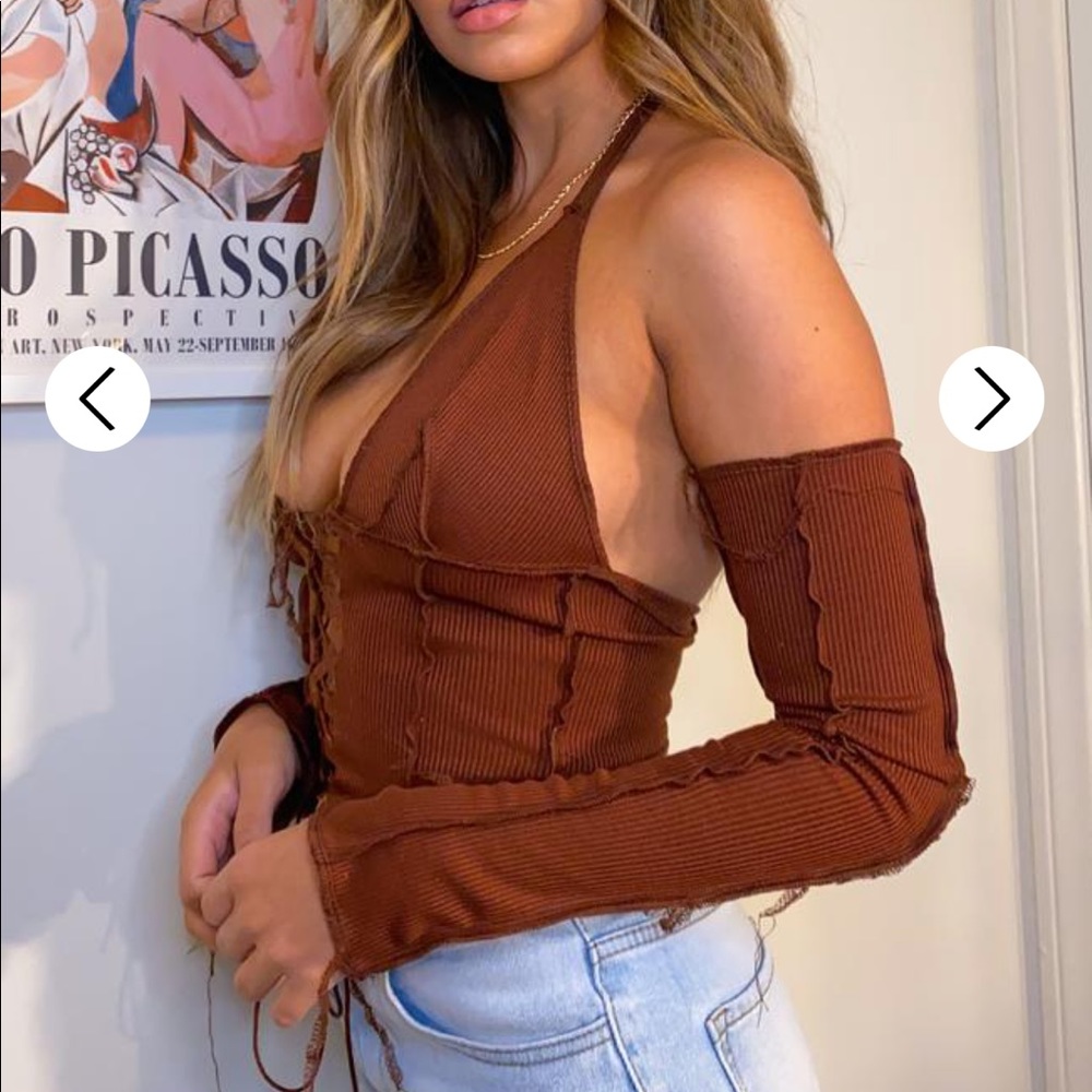 Brown Ribbed Halter Tie Top🤎 - Picture 2 of 3
